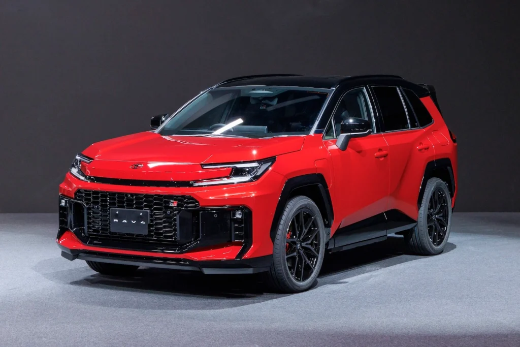 【2025年末〜2026年初頭発売予想】新型トヨタ「RAV4」ついに発表!注目のPHEV/HEV専用モデルの最新情報とは? | ページ 2 ...